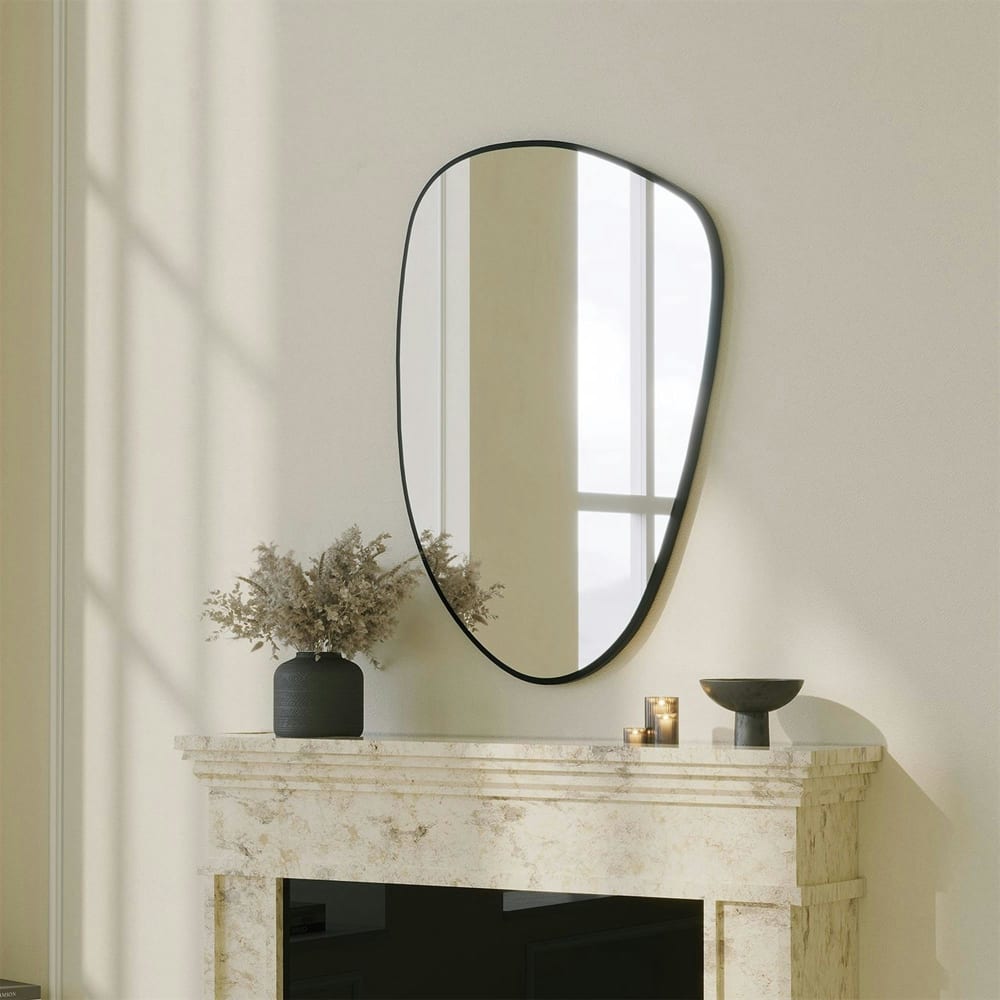 Miroir design organique cadre noir 91 cm