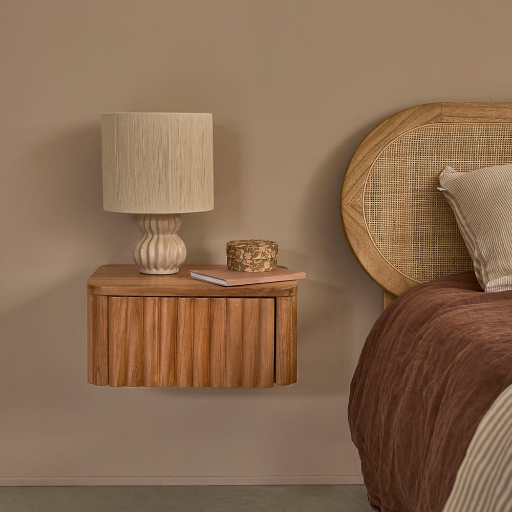 Table de chevet suspendue en teck massif 45 cm