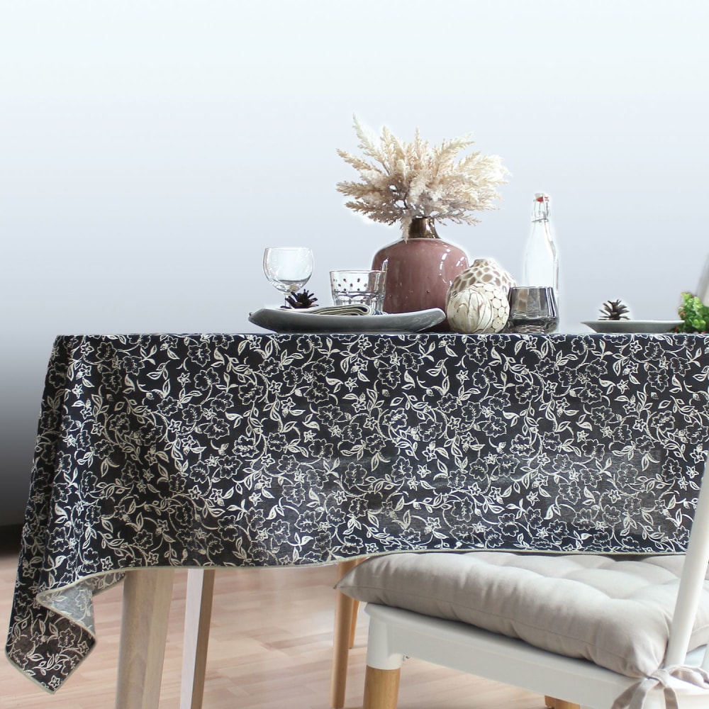 Nappe noire avec lignes écrues 140 x 240 cm