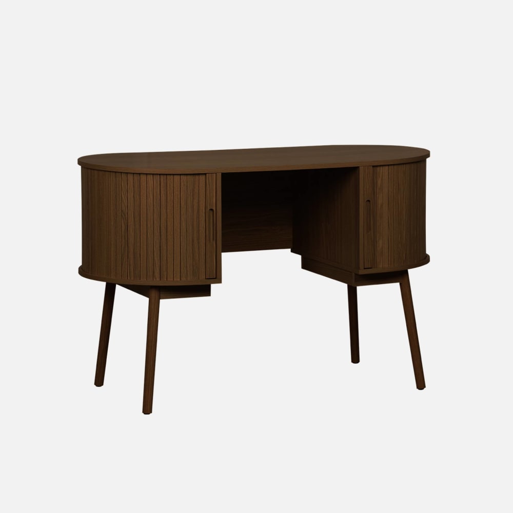 sweeek Ovaler Schreibtisch in geriffelter Holzoptik, nussbaumfarben style modern Braun Spanplatte