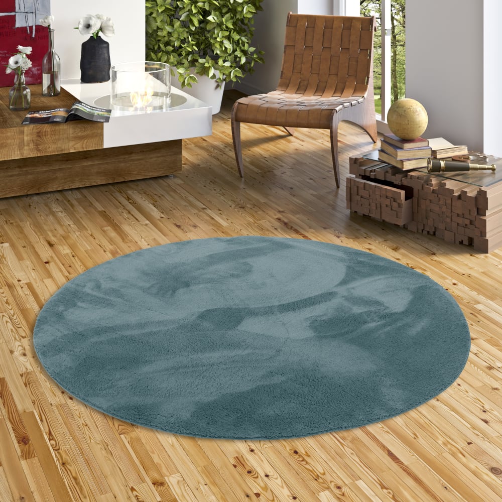 Tapis en fausse fourrure rond uni gris bleu 120x120 cm — vue 3