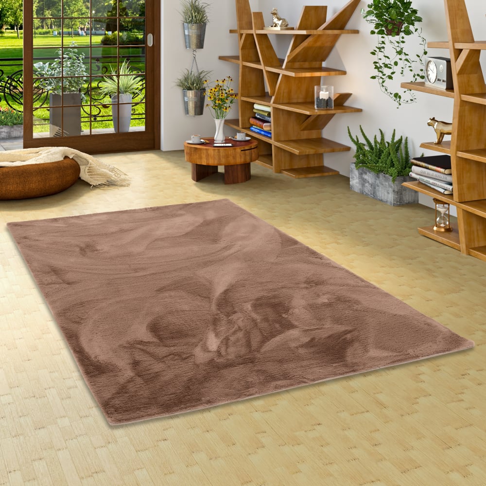 Tapis en fausse fourrure marron 140x180 cm — vue 3