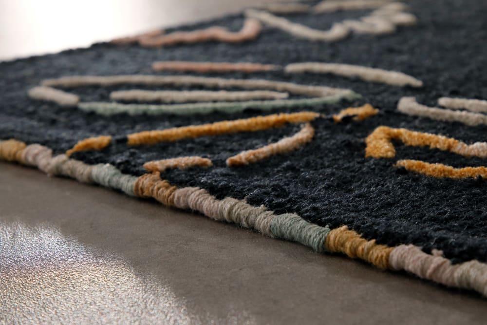 Tapis floral fait main pure laine,viscose, relief, anthracite 110x170 — vue 4