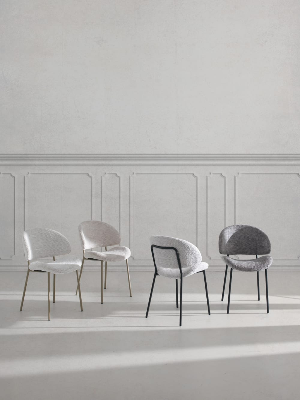 4er-Set Stühle mit weißem Chenille-Bezug - Maisons Du Monde