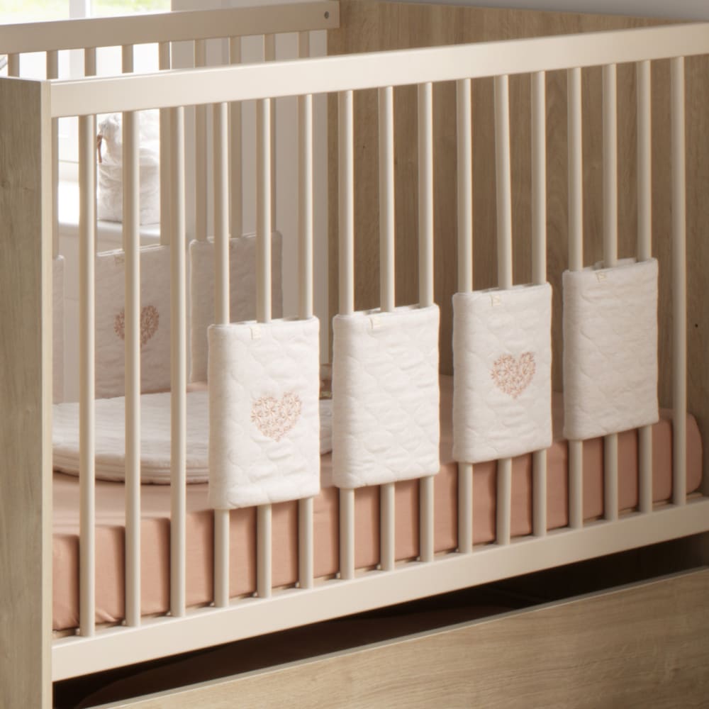 Protections de barreaux de lit en coton matelassé - Maisons du Monde