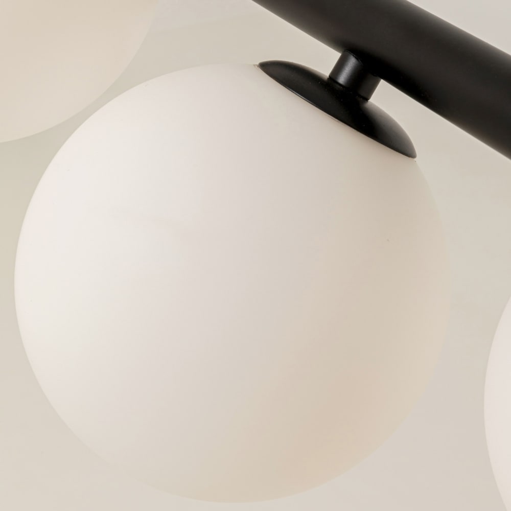 Suspension en verre blanc et acier noir — vue 4