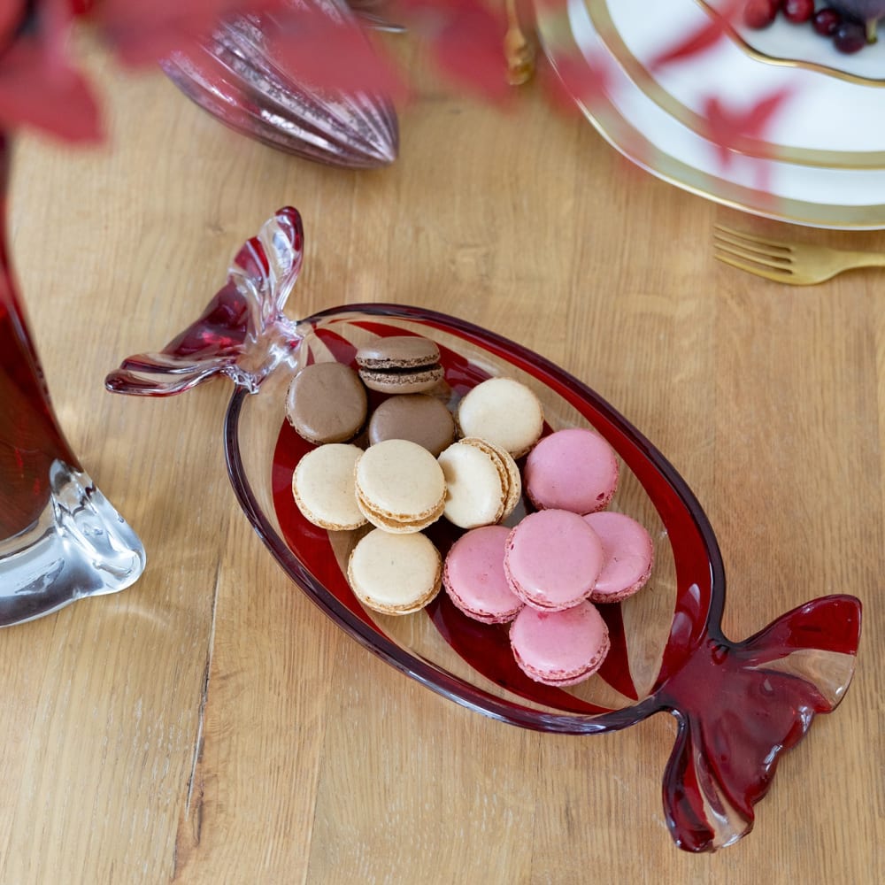 Coupe bonbon en verre rouge et transparent — vue 3