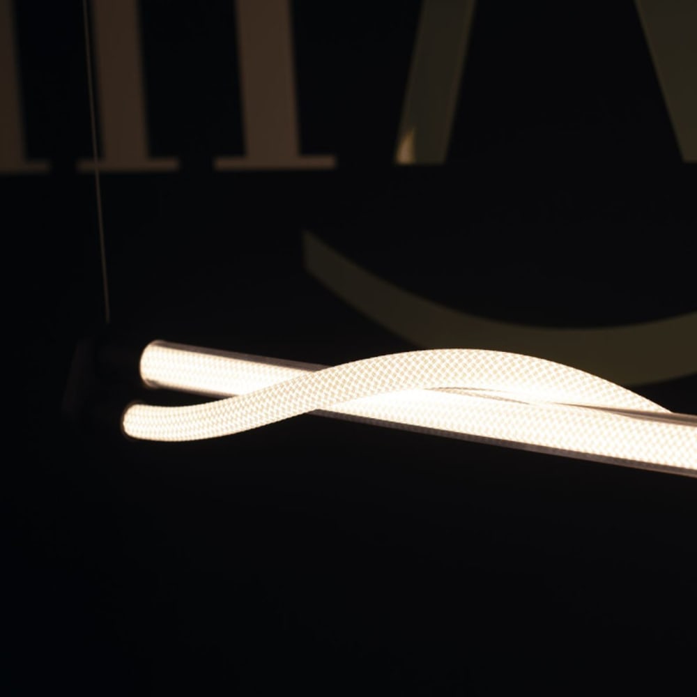 Suspension en métal noir — vue 4