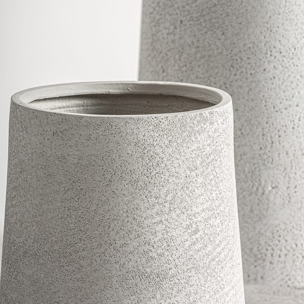 Jardinière en céramique gris  en 37x37x55 cm - Maisons du Monde