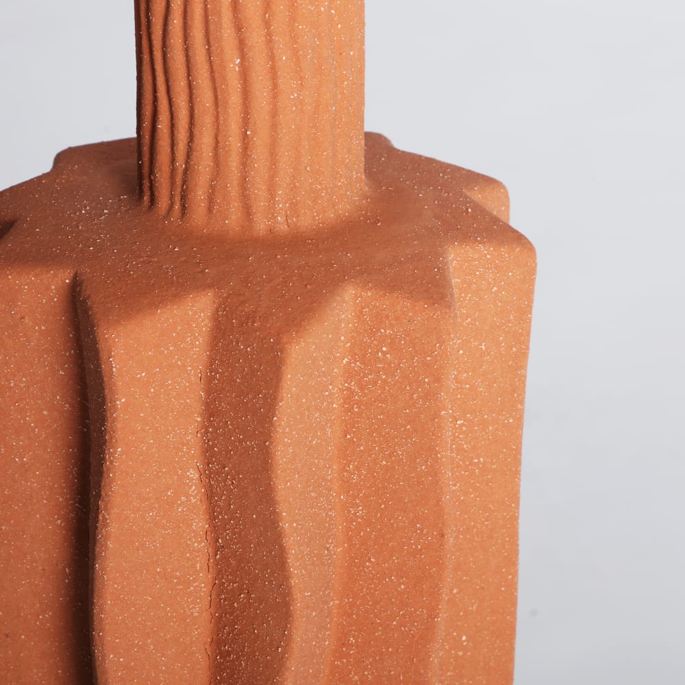 Lampe de salon en céramique terre cuite  en 33x33x100 cm