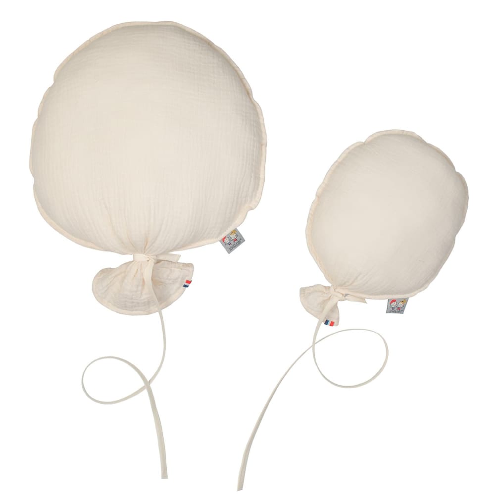 Dekorativer wandballon aus baumwollgaze - handgefertigt und