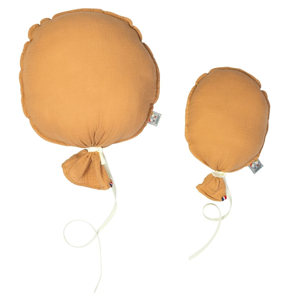 Dekorativer wandballon aus baumwollgaze - handgefertigt und