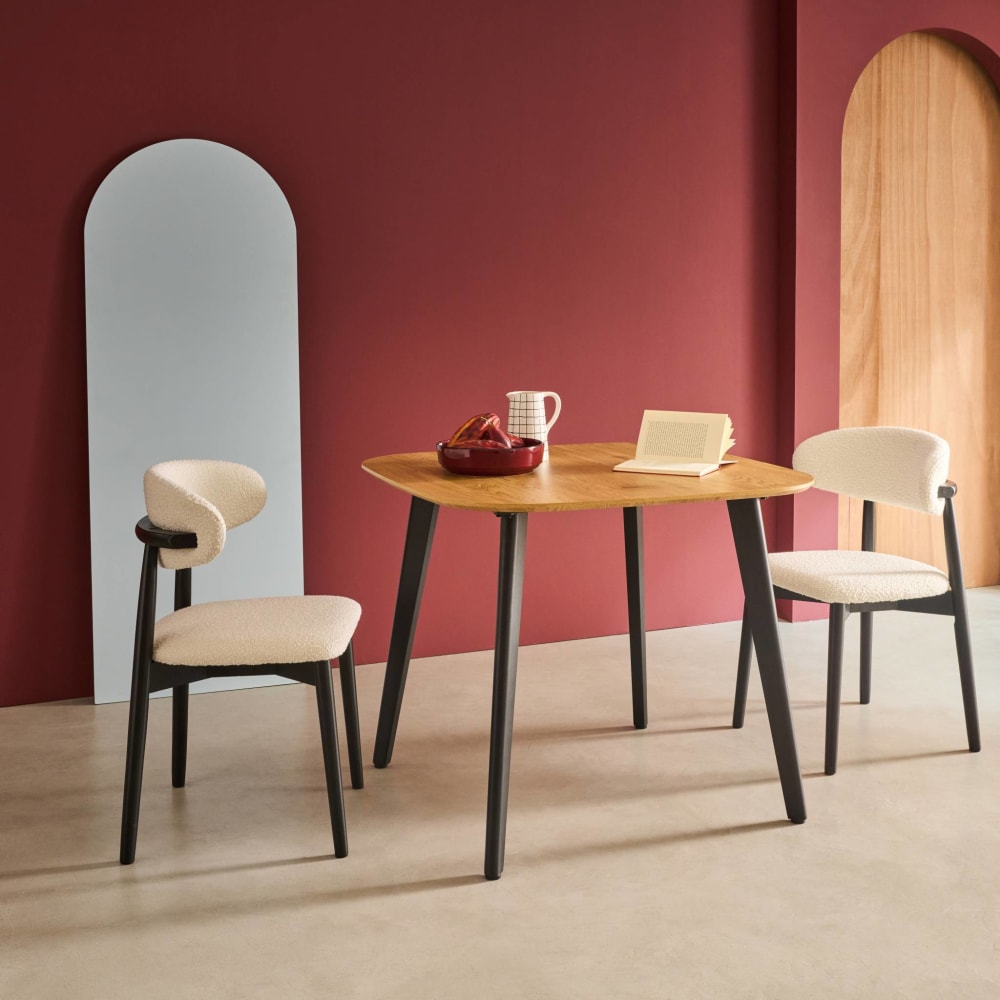 Table à manger carrée effet chêne 4 places