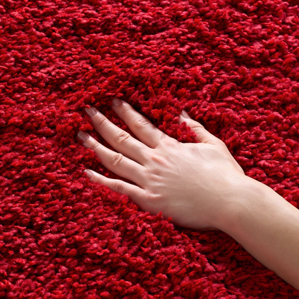 Tapis en polypropylène rouge, 122 x 183 cm — vue 3