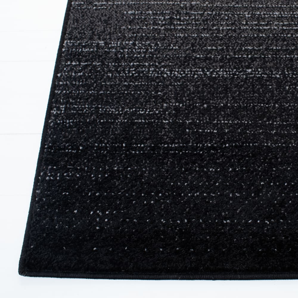 Tapis en polypropylène noir/gris, 76 x 122 cm — vue 4