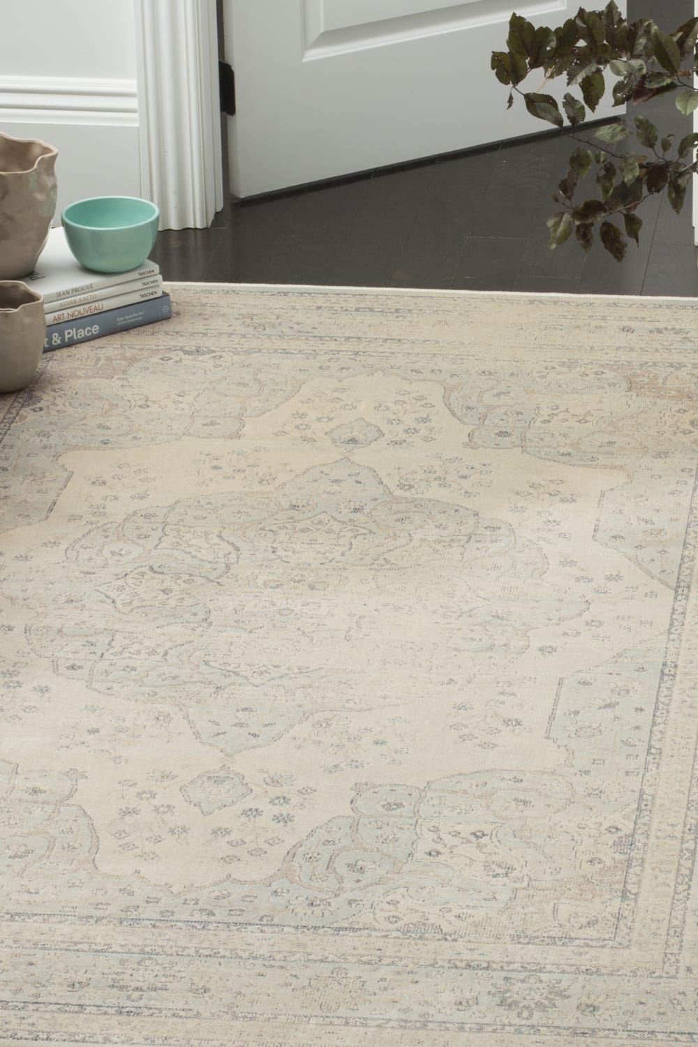 Tapis traditionnel en viscose bleu/beige, 122 x 170 cm — vue 3