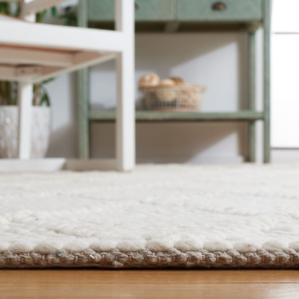 Tapis contemporain en laine blanc, 122 x 183 cm — vue 4