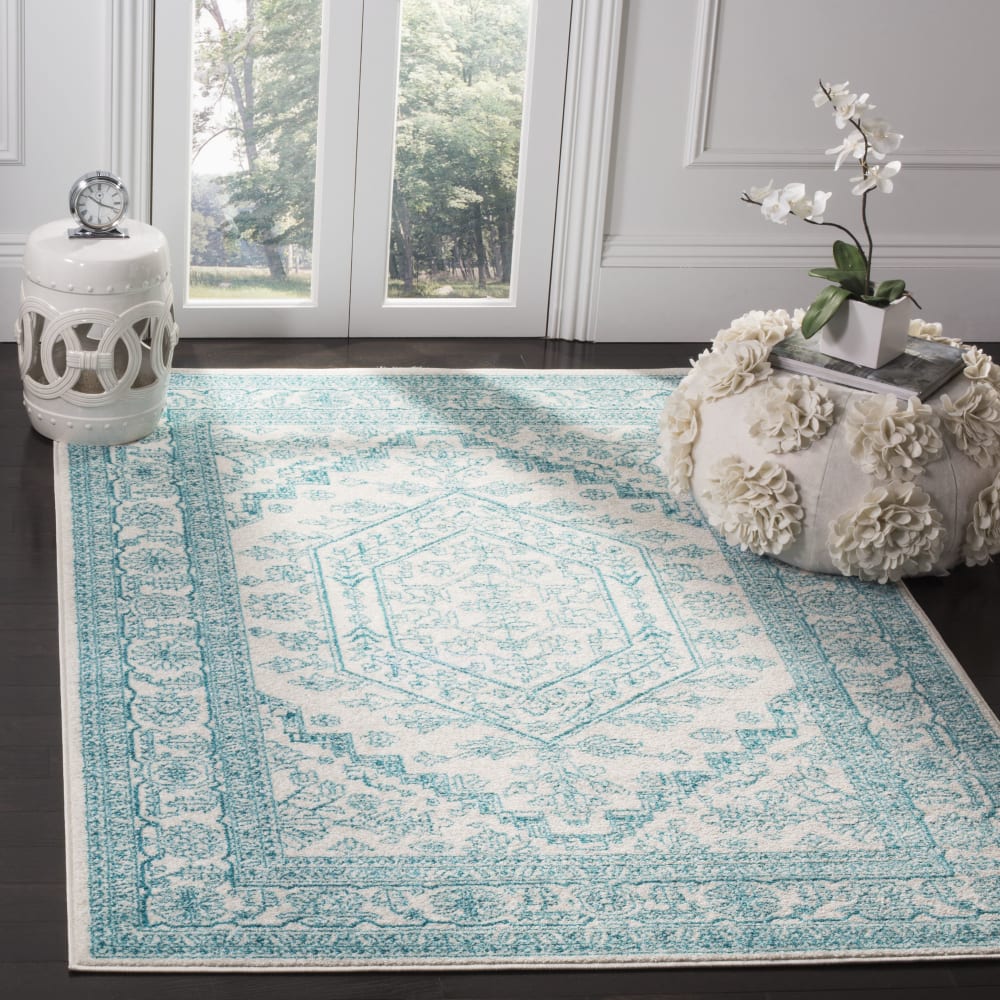 Tapis médaillon en polypropylène blanc/bleu, 122 x 183 cm — vue 3
