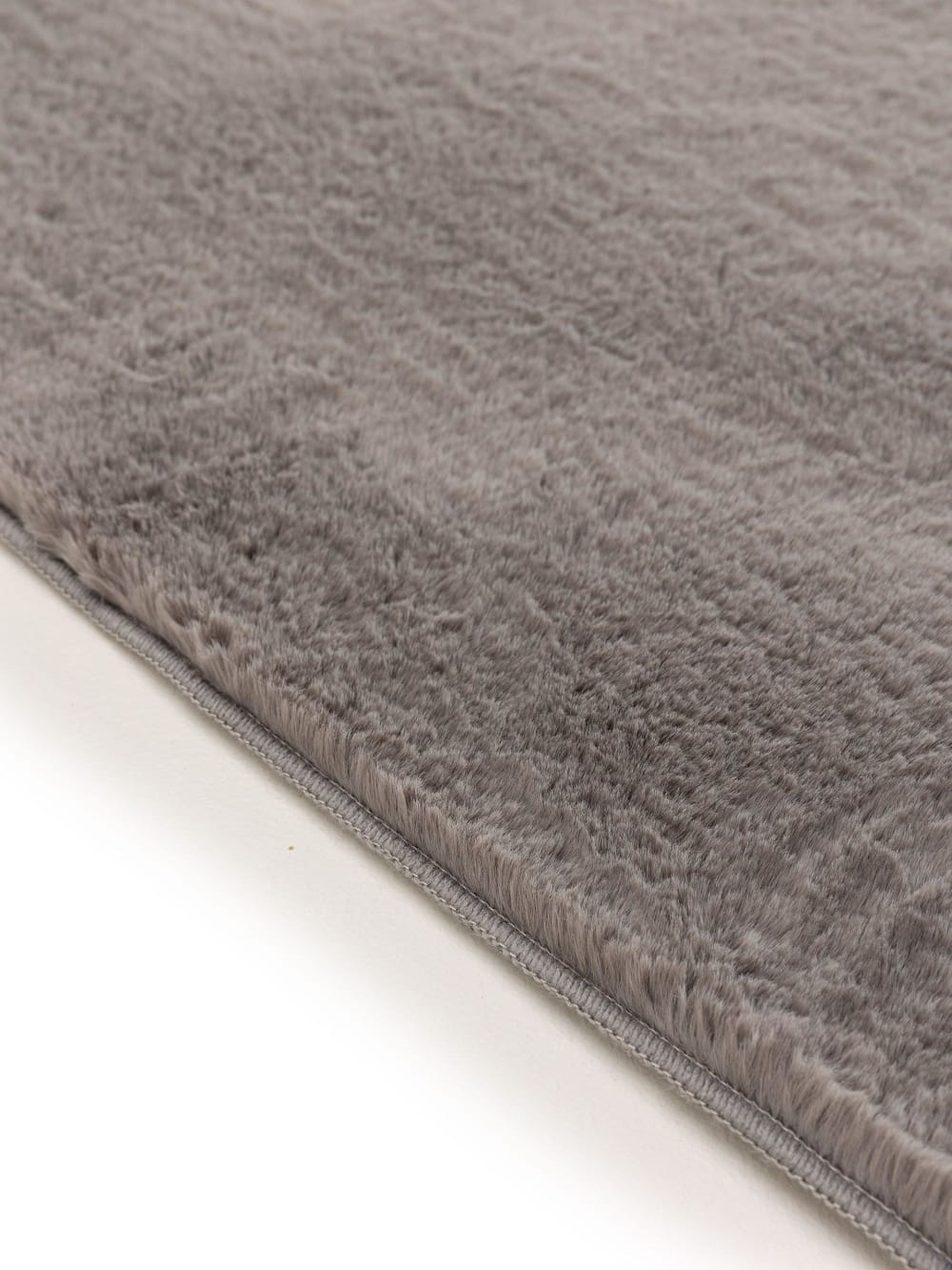 Tapis fausse fourrure gris 120x170 — vue 4