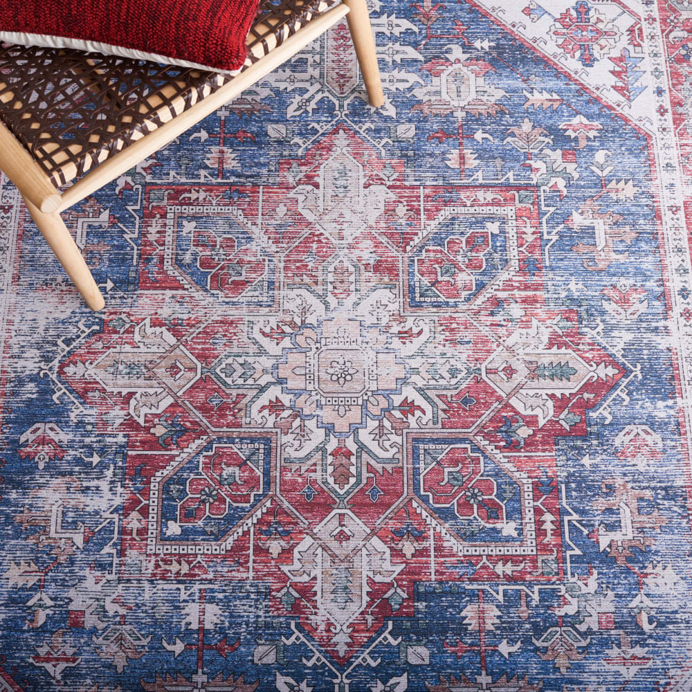 Tapis géométrique en polyester bleu/rouge, 122 x 183 cm — vue 4