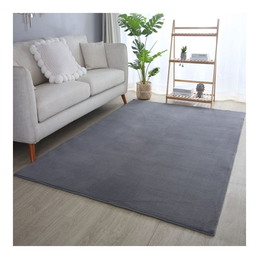 Tapis uni design en polyester gris 120x170