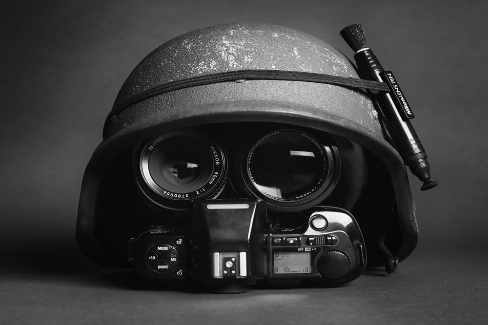 Tableau reporter de guerre toile imprimée 120x80 cm