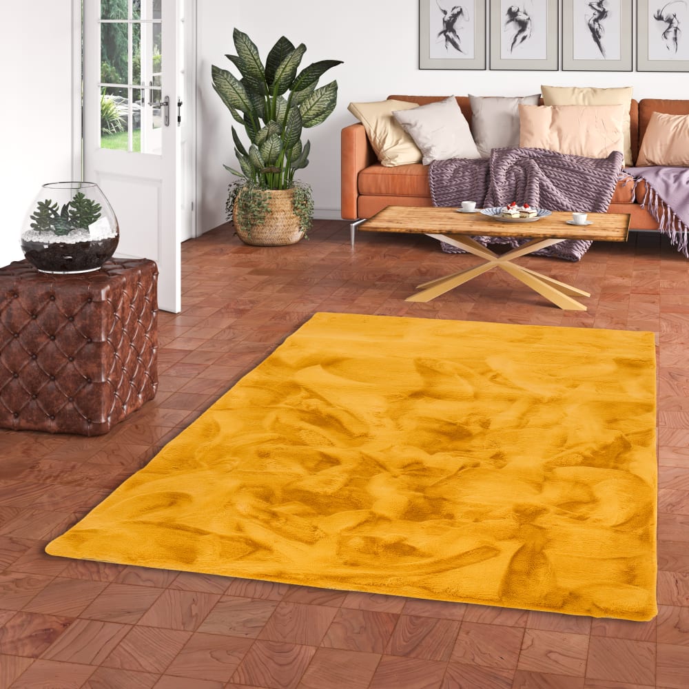 Tapis en fausse fourrure jaune curry 60x90 cm — vue 3