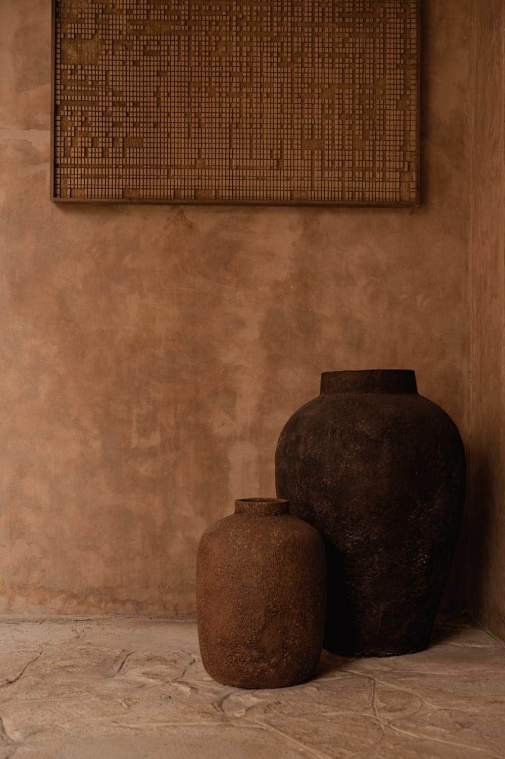 Vase en terre cuite marron 50x50x70cm