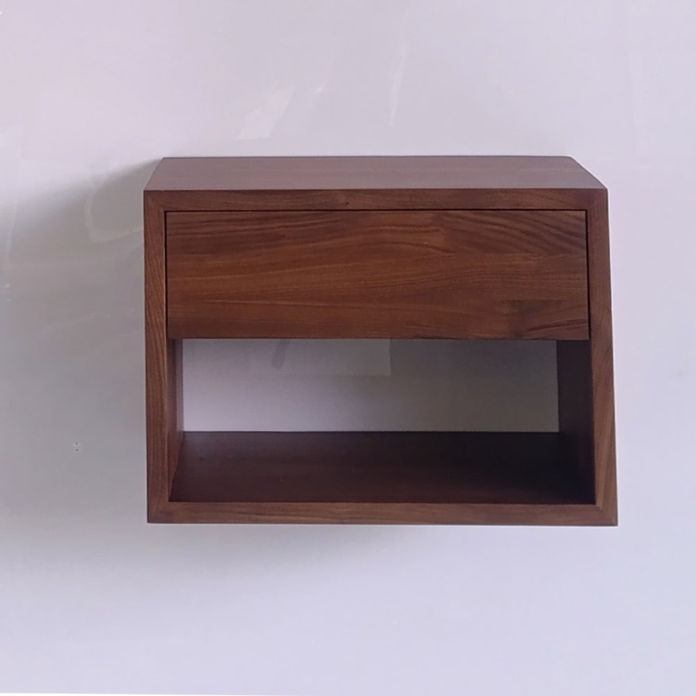 Table de chevet murale en noyer massif