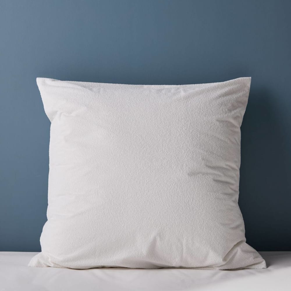Protège oreiller en coton bouclette 65 x 65 cm - Maisons du Monde