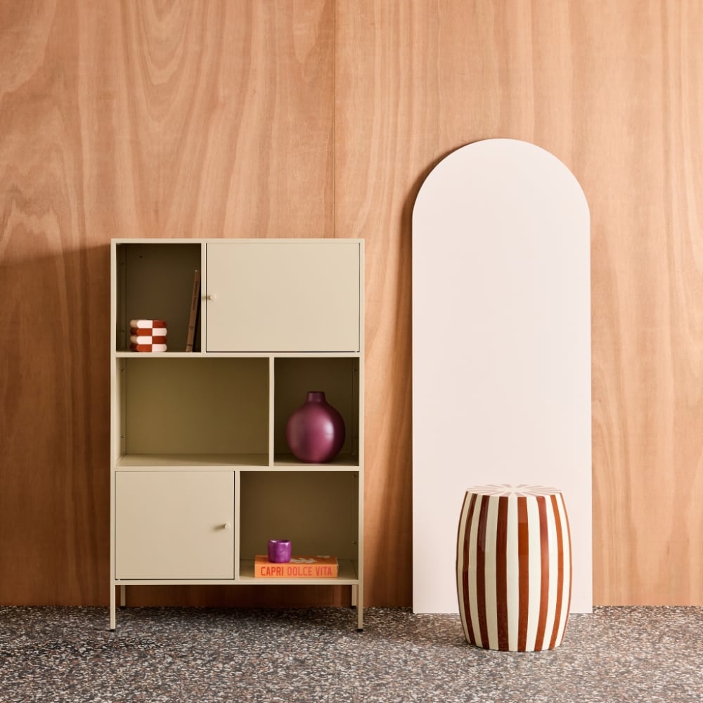 sweeek Sideboard aus Stahl mit 6 Stauräumen, creme style industrial Beige Stahl