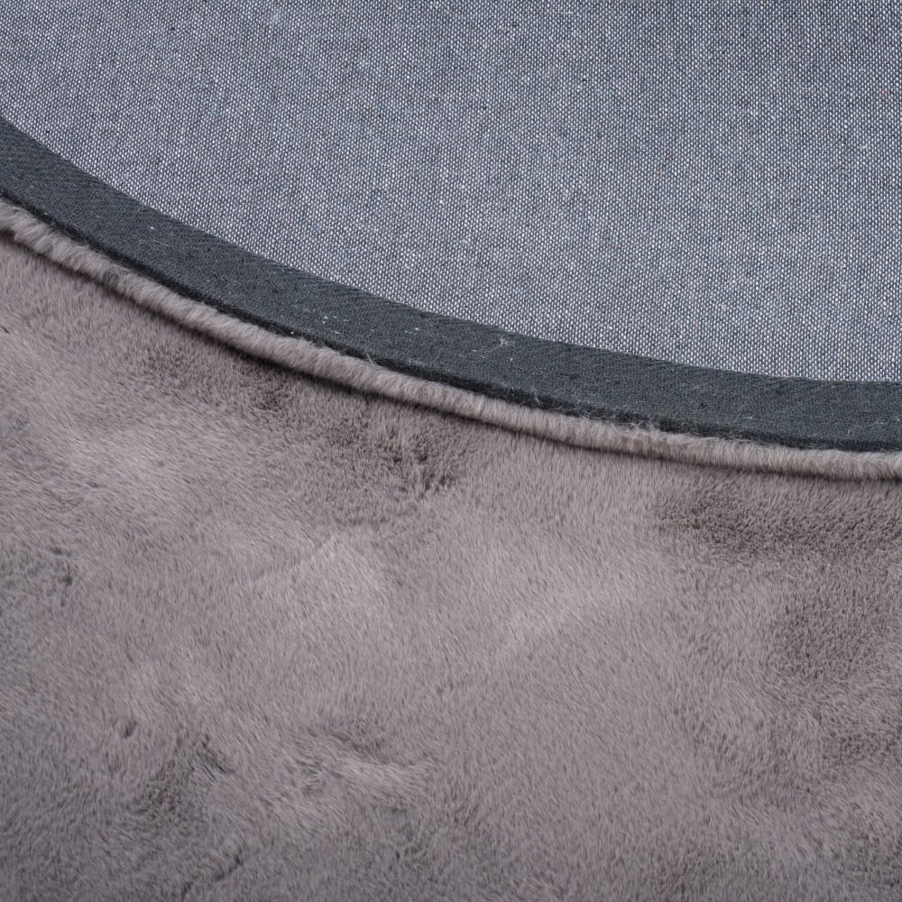 Tapis rond en fausse fourrure gris 80x80 cm — vue 4