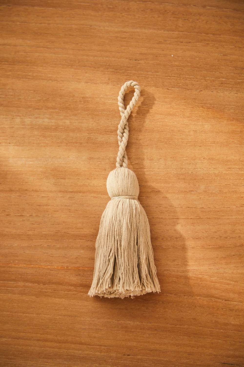 Pompon Beige 9 - Maisons Du Monde