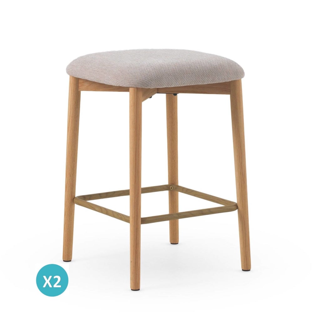 Lot de 2 tabourets en bois de chêne tapissés en beige