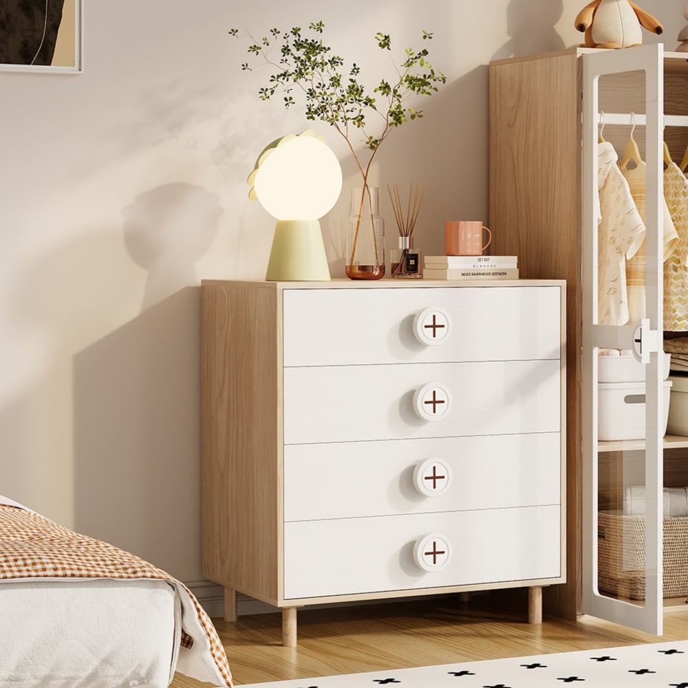 Commode en bois clair et blanc à 4 tiroirs
