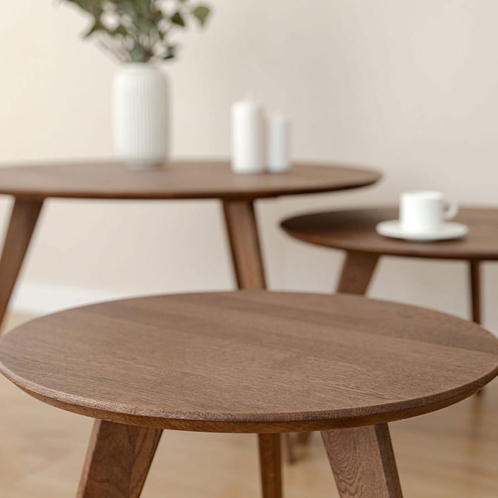 Couchtisch modernes Design aus Naturholz, 50x50x41,5cm, eiche