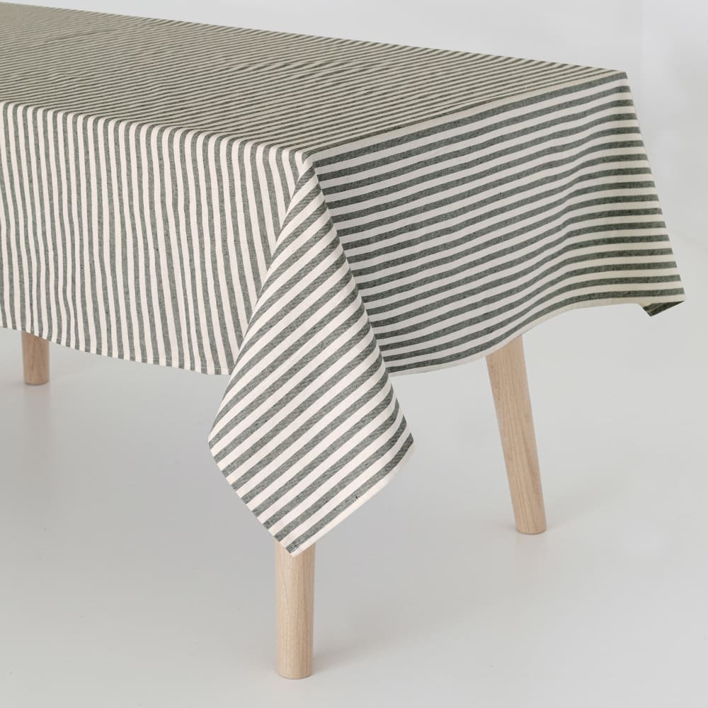 Nappe 100% Coton Noir 140x250 cm Nappe 100% Coton Noir 140x250 cm