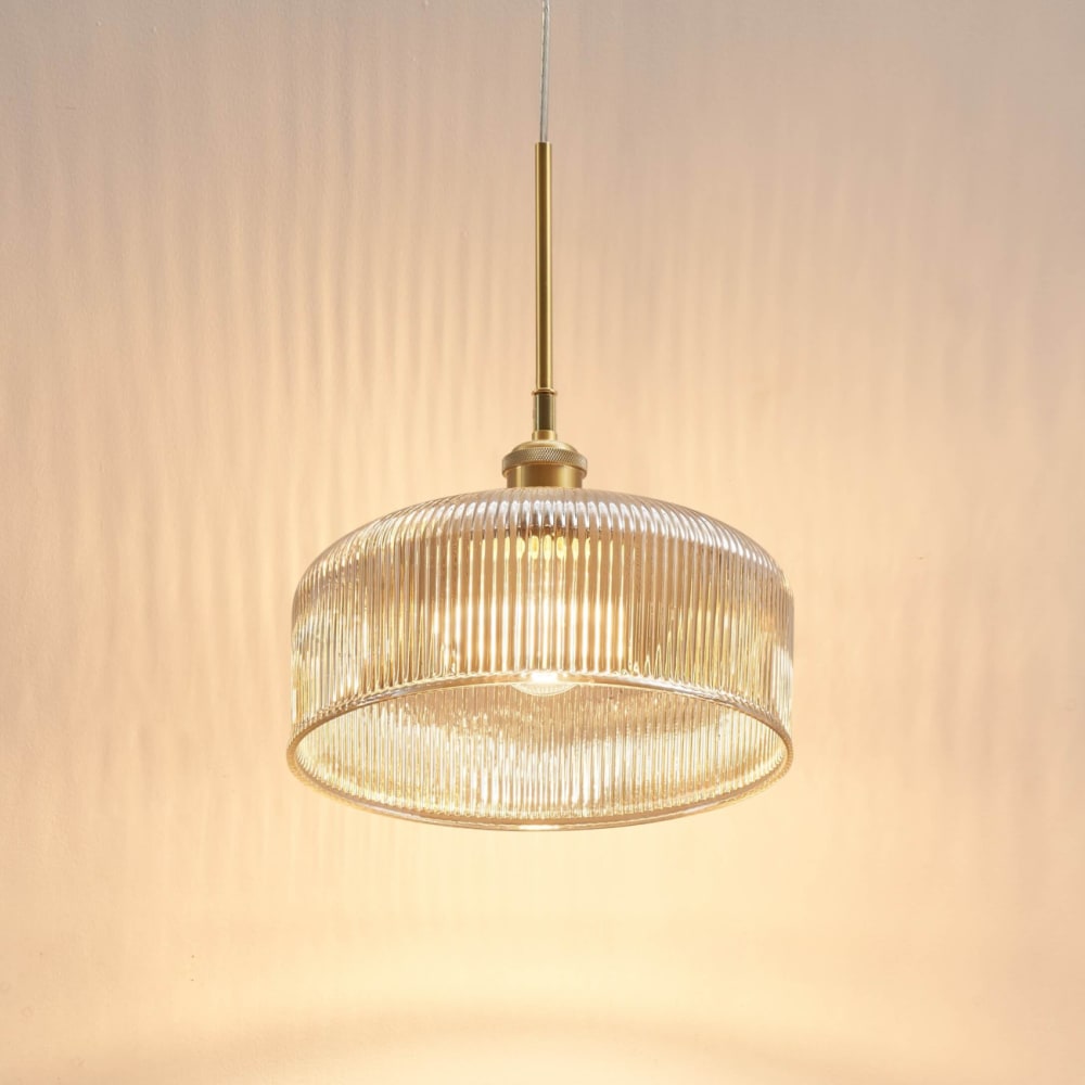 Suspension en verre ambré et laiton 27 cm — vue 3