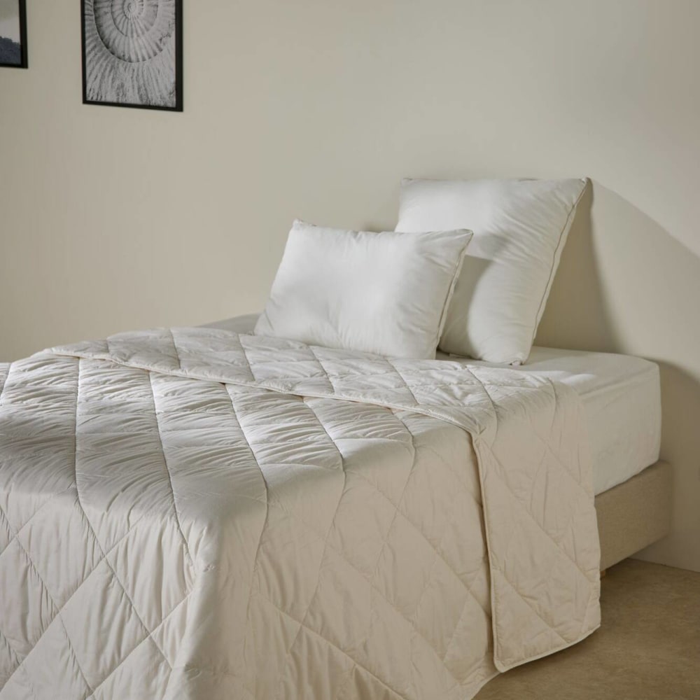 Couette chaude coton biologique blanche 240 x 220 cm - Maisons du Monde