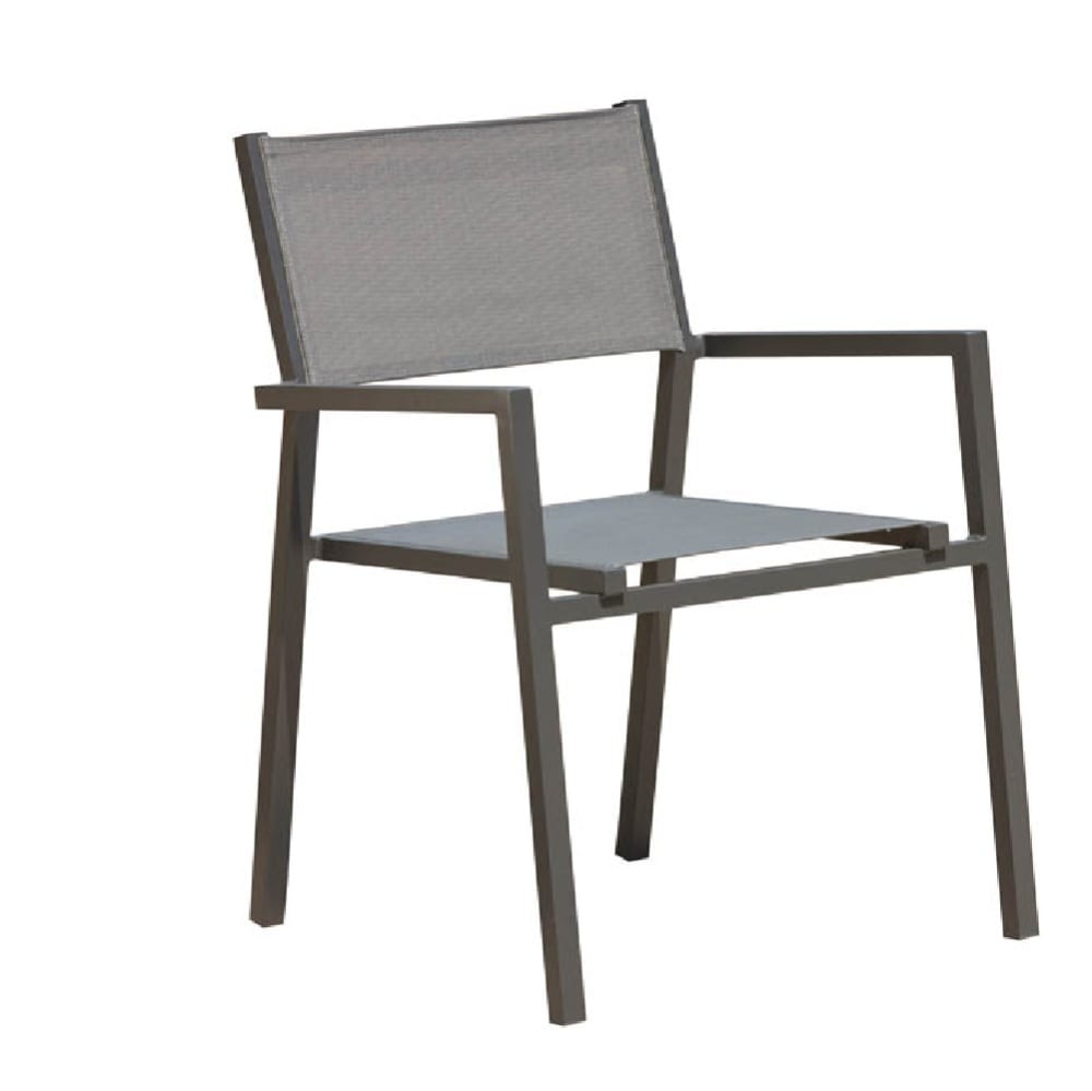 chaises empilables -