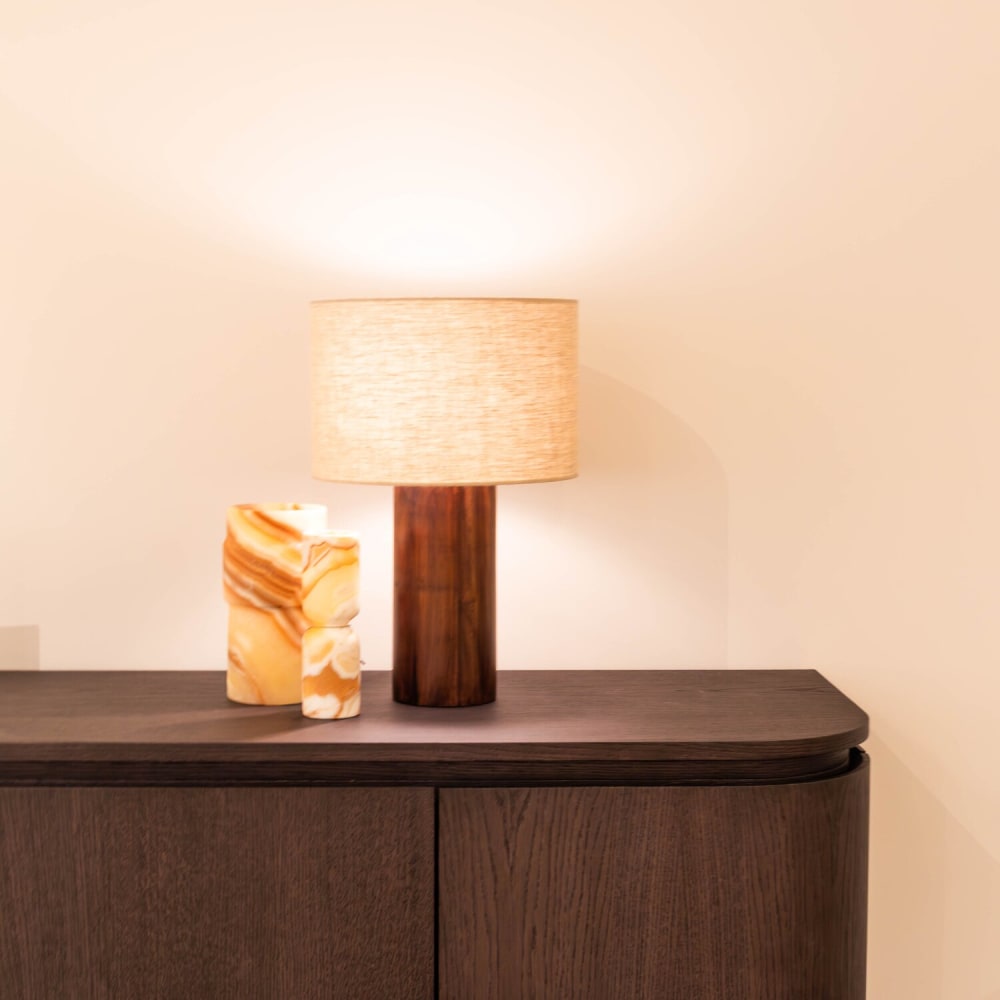 Lampe à poser blanc en bois et lin, ø 31 cm, h 45 cm — vue 3