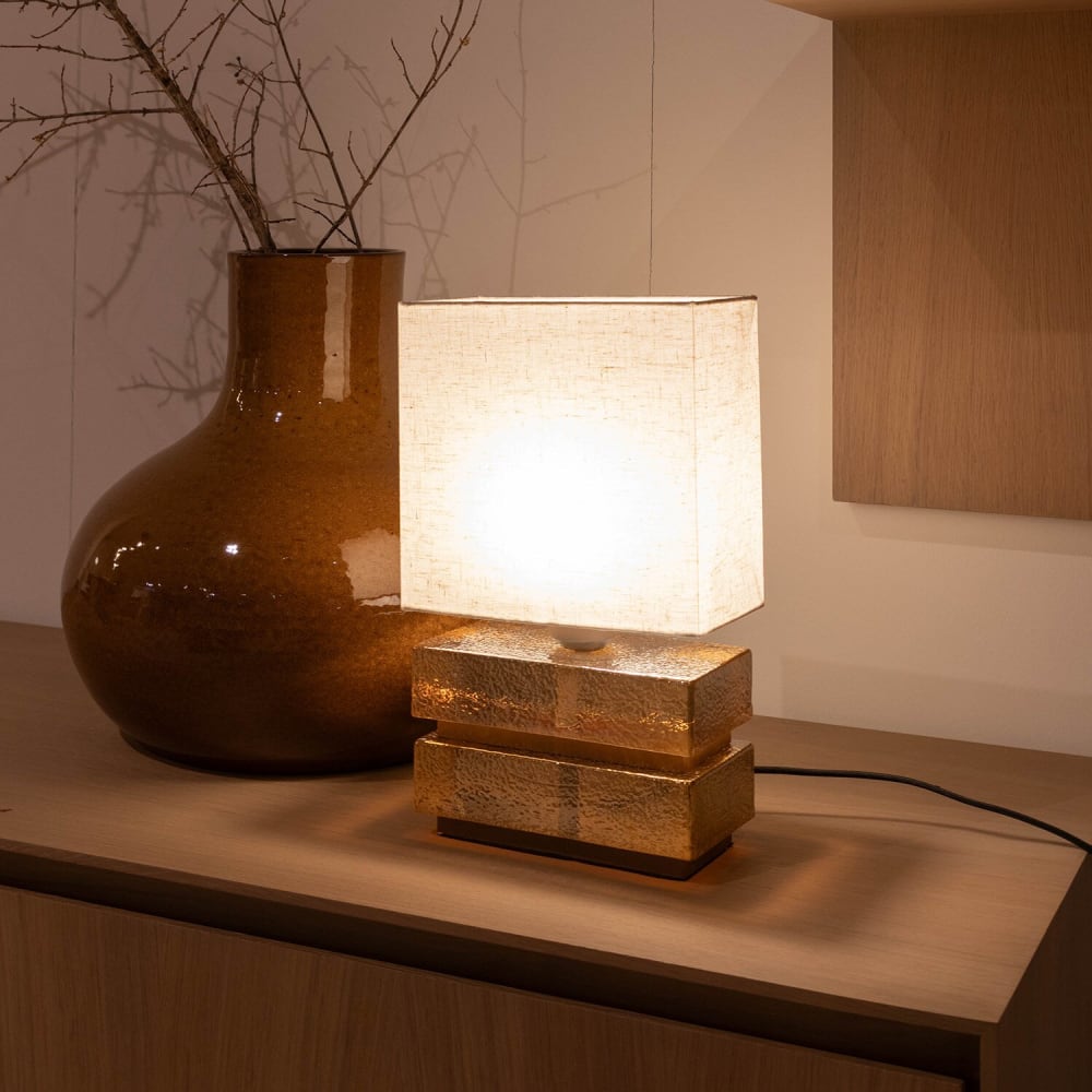Lampe de table en verre brun avec abat jour beige, hauteur 36 cm — vue 3