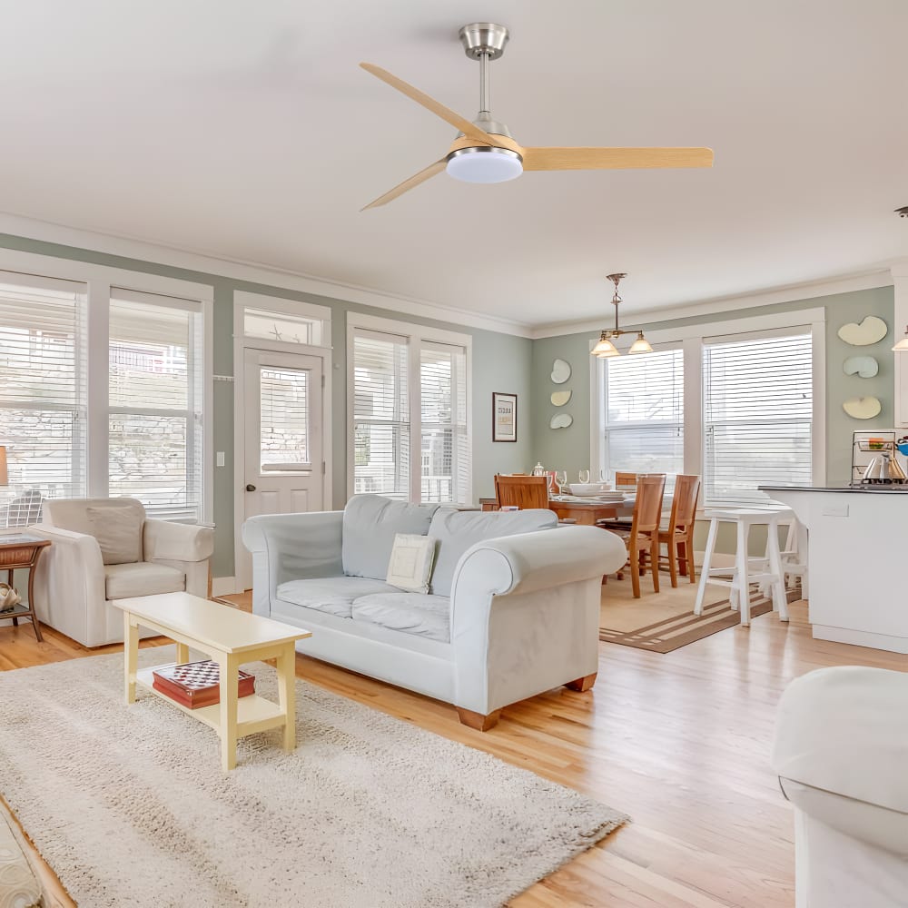 Ventilateur de plafond réversible 132 cm avec éclairage LED intégré