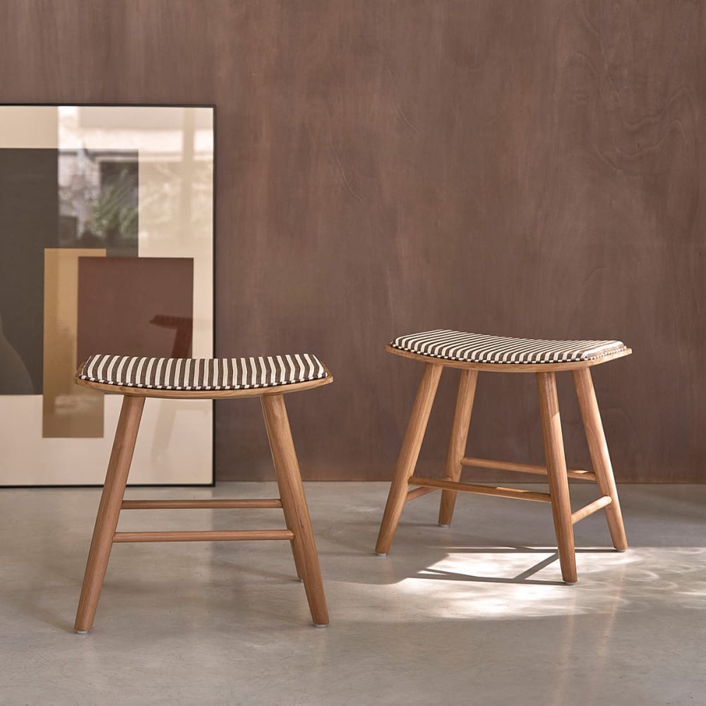 BERAH GETAH Set aus 2 Hockern massivem Teakholz mit gestreifter Sitzfläche, 45 cm style modern Braun