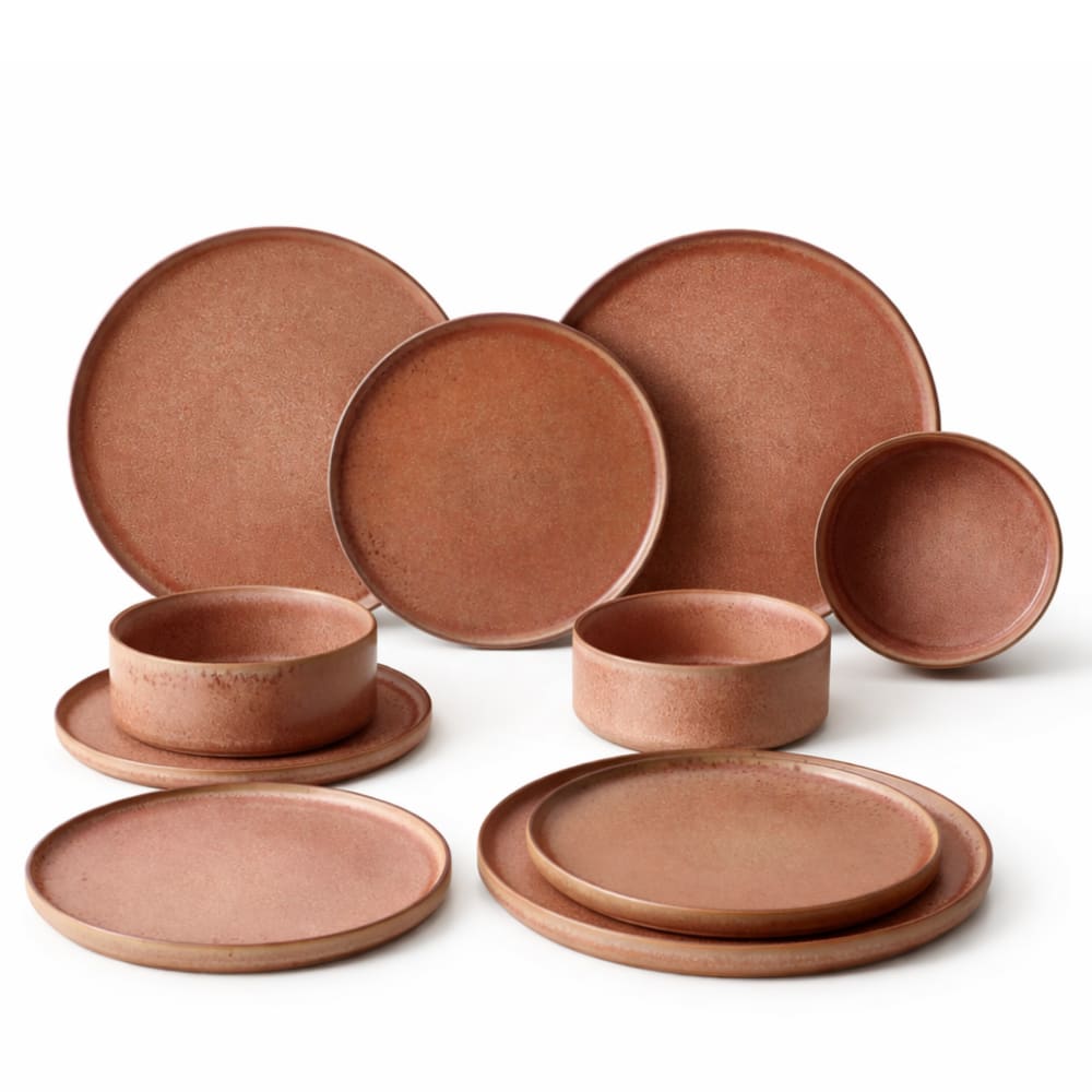Set de 16 pièces de vaisselle en grès marron
