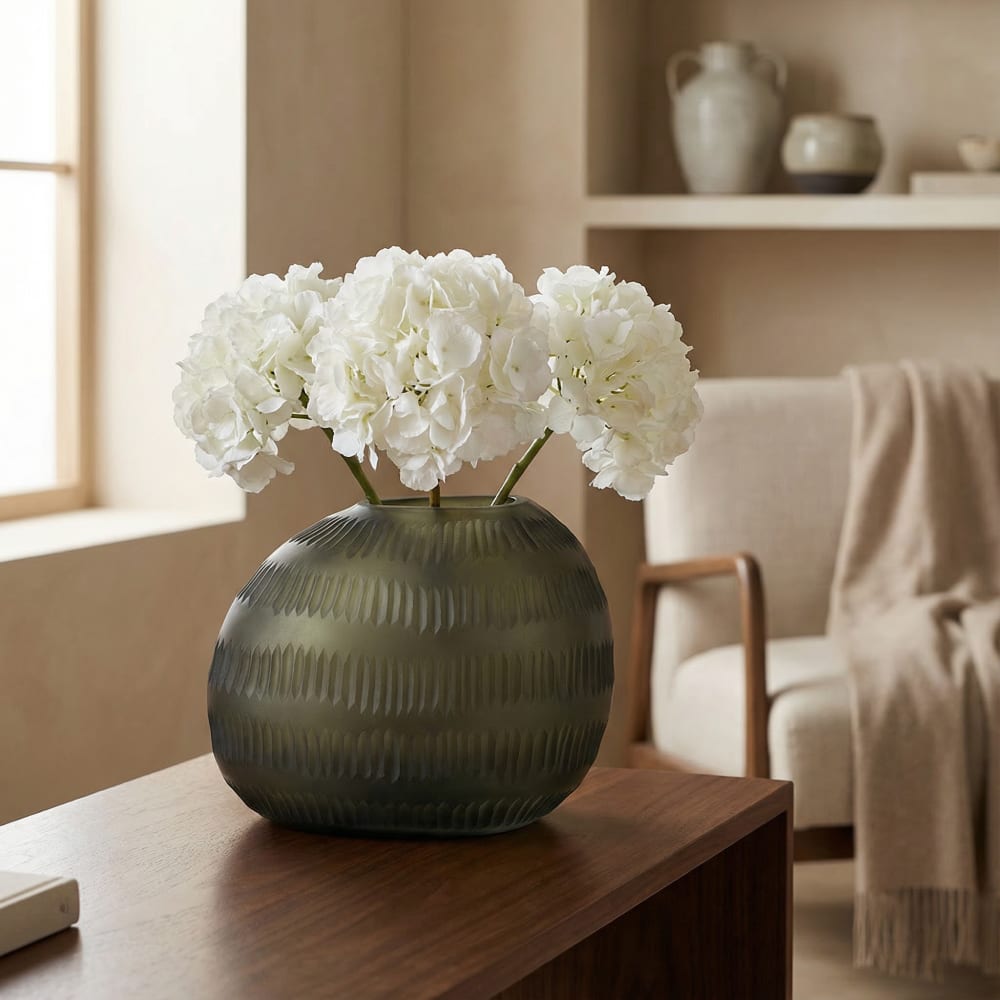 Vase décoratif en verre soufflé vert l23