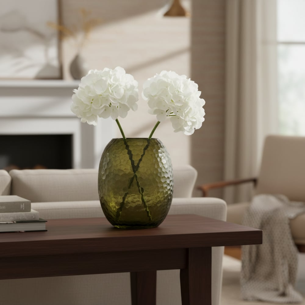 Vase décoratif en verre soufflé vert H29 - Maisons du Monde