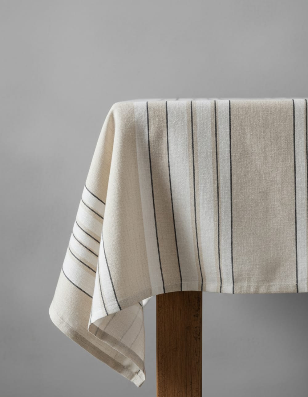Bazar Bizar Tischdecke aus braun-schwarz-weißem leinen, 150x300x2cm Mehrfarbig