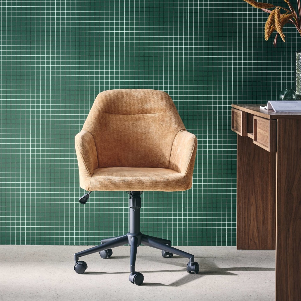 Bürostuhl mit camelfarbenem Chenille-Bezug - Maisons Du Monde