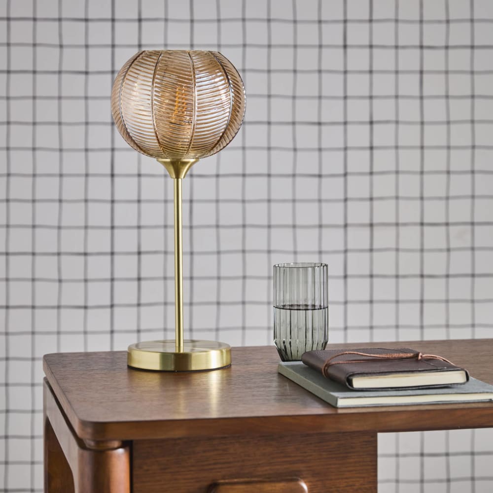 Lampe à poser métal et verre ambre — vue 3